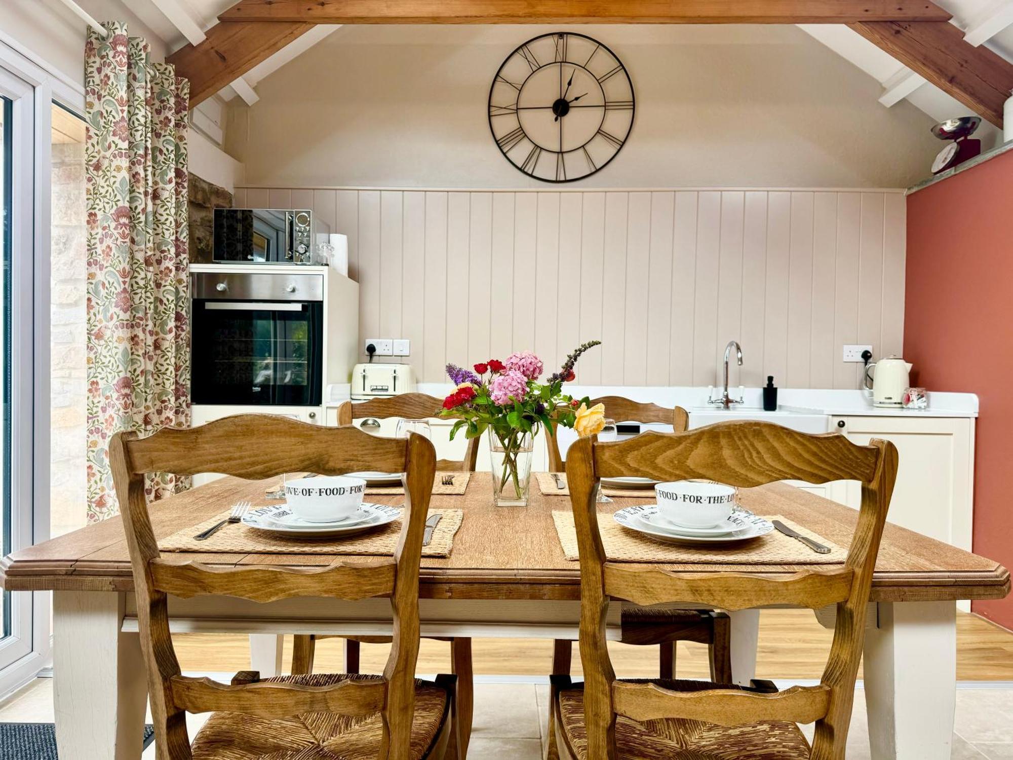 Hideaway - Greenacres Estates Tenby